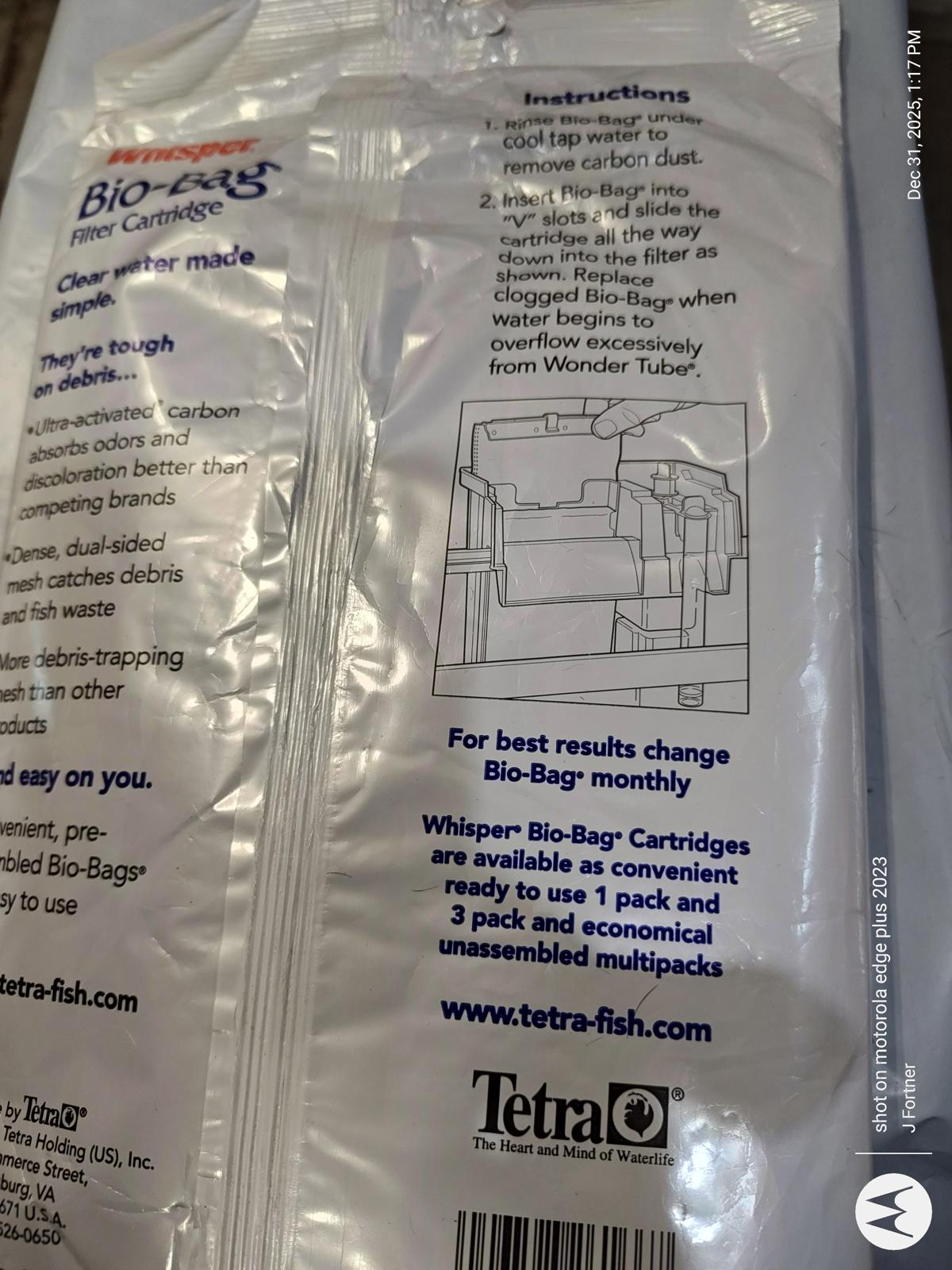 Whisper Bio-Bag filter cartridges for aquarium use, featuring clear instructions and packaging details.